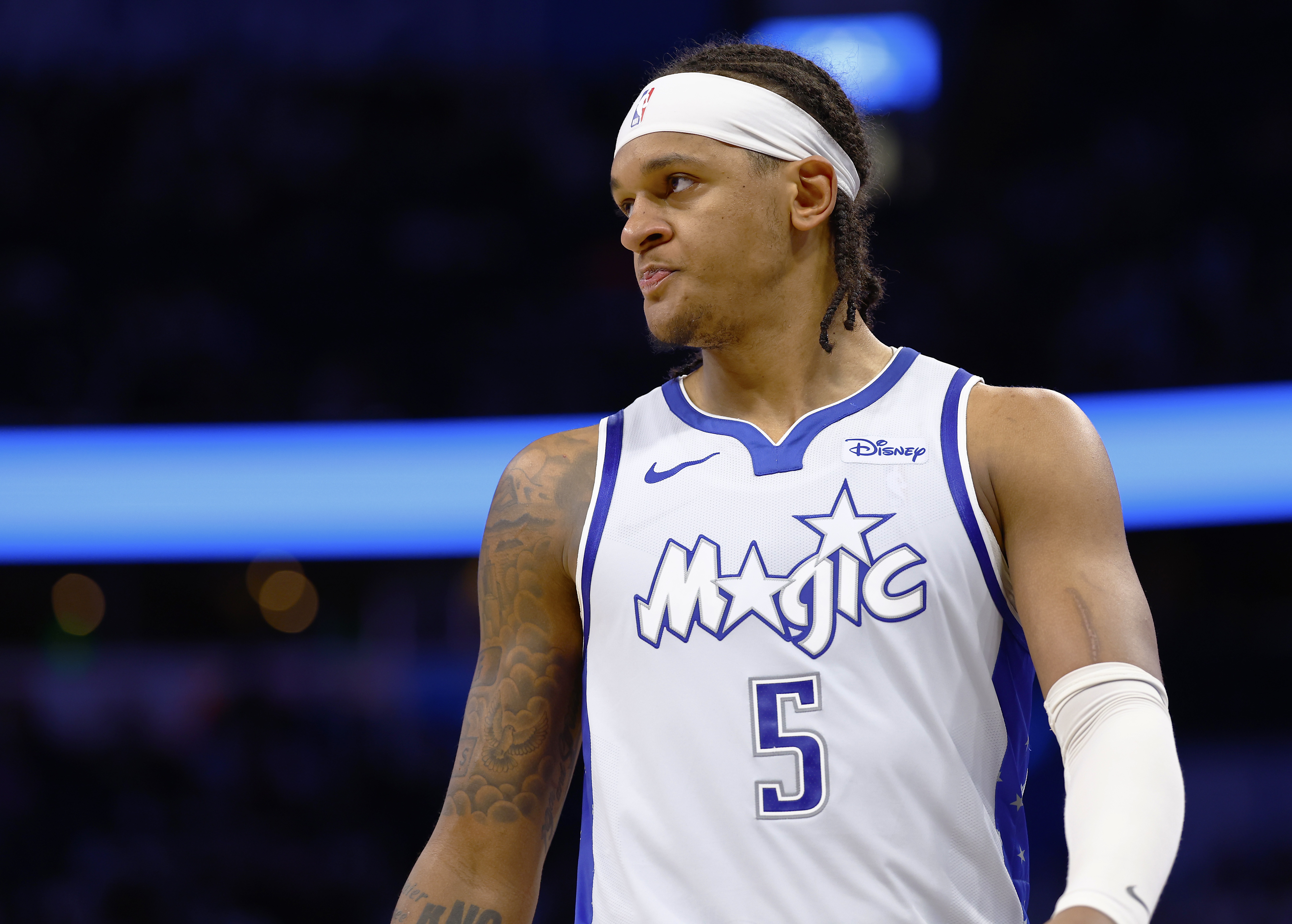 B体育赛事资讯-班凯罗：享受狄龙带来的身体对抗 但这也是我们的比赛方式